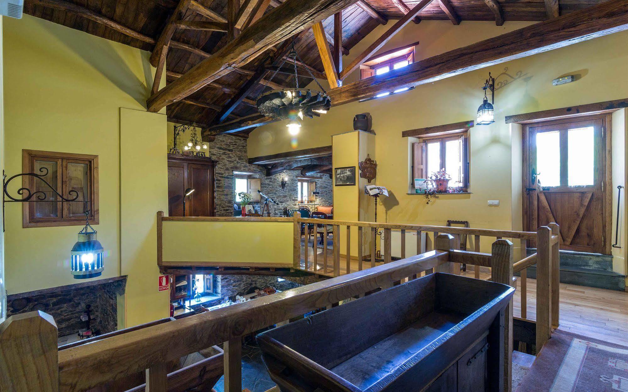 O Muino De Pena Hotel O Pino Buitenkant foto